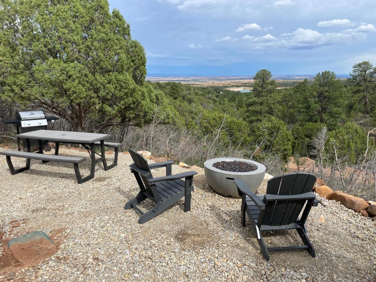 Canyon Rim Domes - A Luxury Glamping Experience!! Monticello Dış mekan fotoğraf