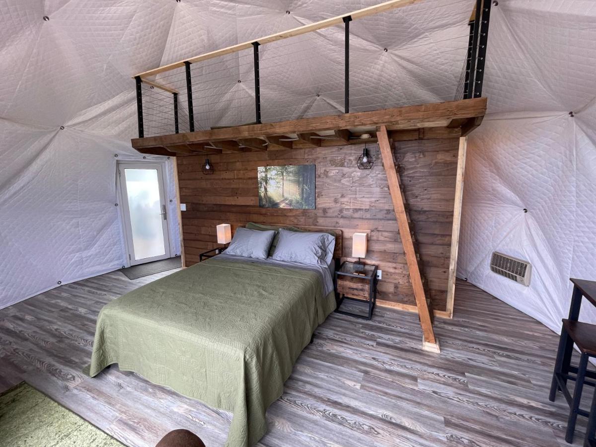 Canyon Rim Domes - A Luxury Glamping Experience!! Monticello Dış mekan fotoğraf