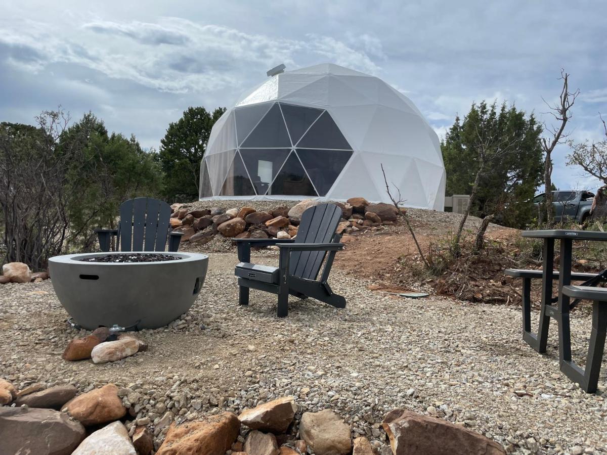 Canyon Rim Domes - A Luxury Glamping Experience!! Monticello Dış mekan fotoğraf