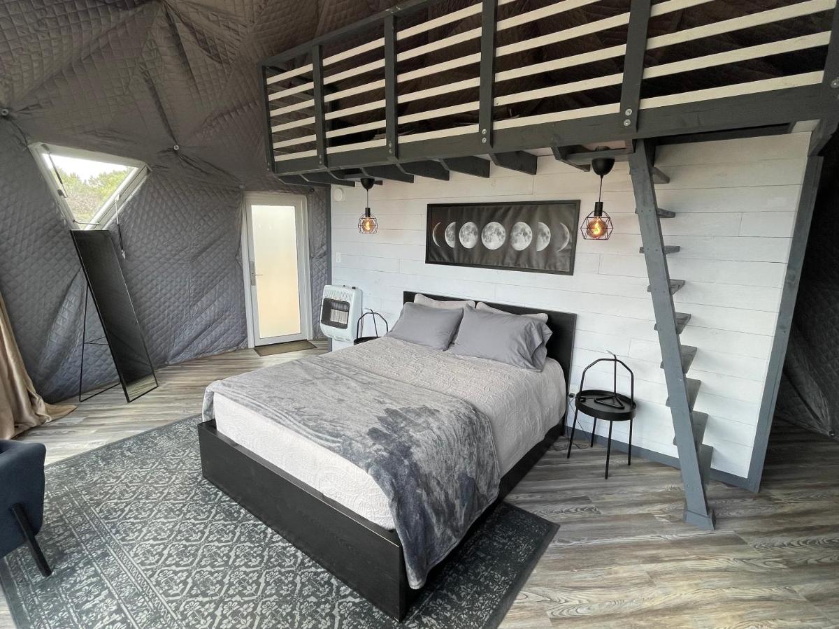 Canyon Rim Domes - A Luxury Glamping Experience!! Monticello Dış mekan fotoğraf