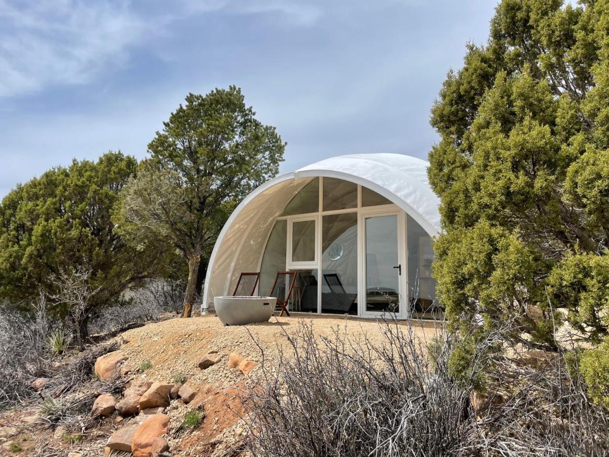 Canyon Rim Domes - A Luxury Glamping Experience!! Monticello Dış mekan fotoğraf